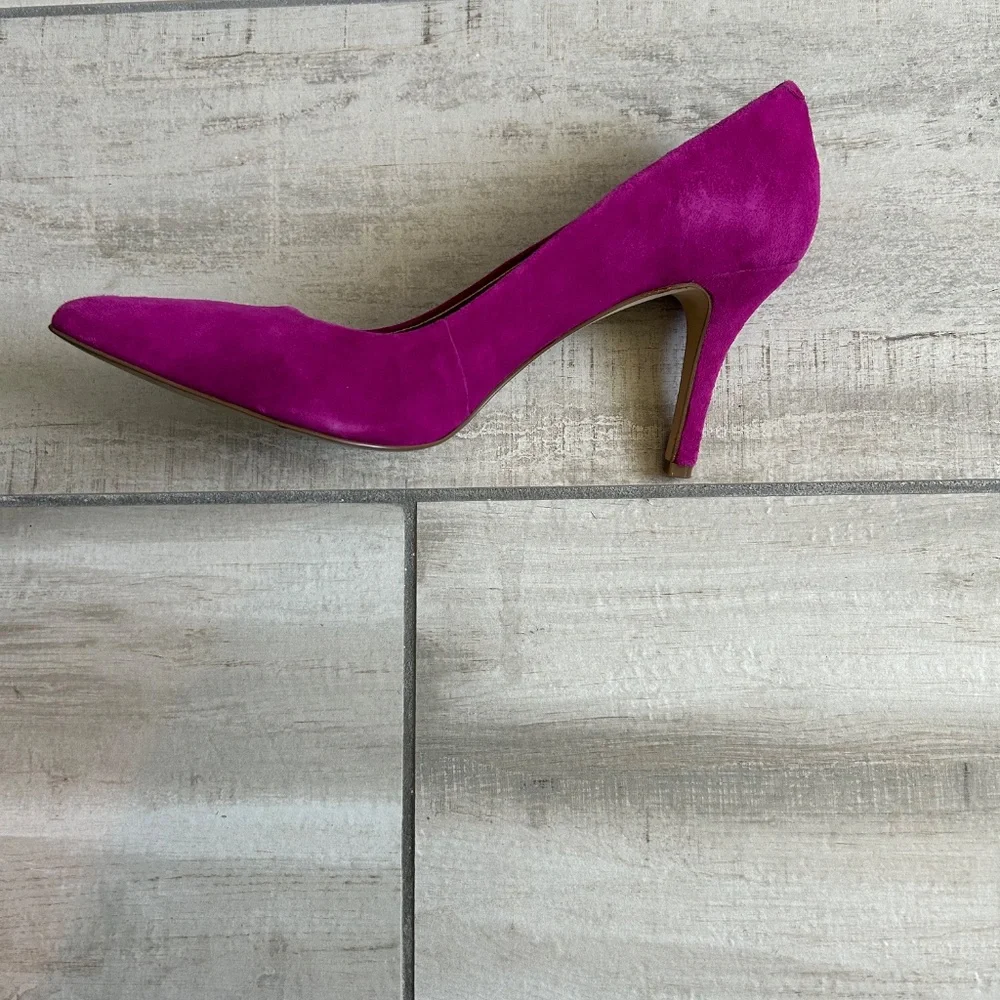 BCBG magenta heels - 7.5 - Picture 3 of 5